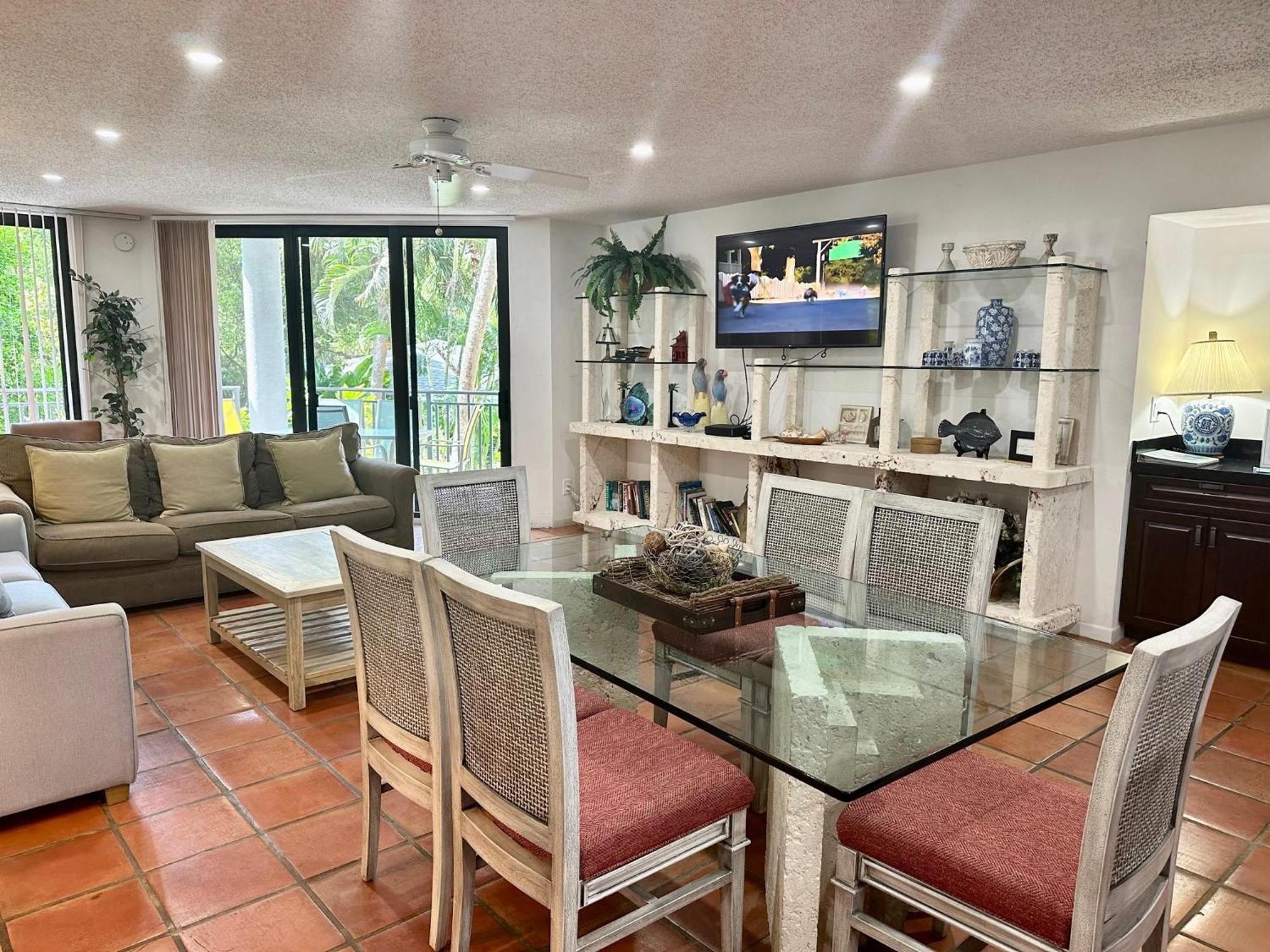 Beautifully Renovated Summer Of 2020 Come And Enjoy This Lovely Unit Key West Extérieur photo